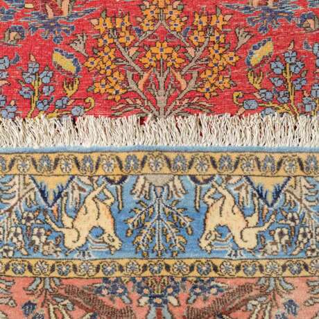 Orientteppich. IRAN, 20. Jahrhundert, ca. 161x106 cm. - photo 3