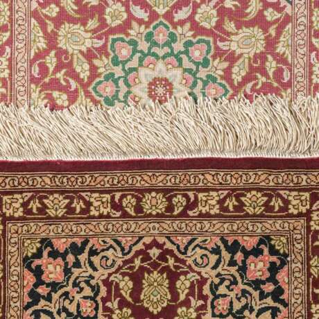 Orientteppich. GHOM/PERSIEN, 20. Jahrhundert, 120x40 cm. - photo 3