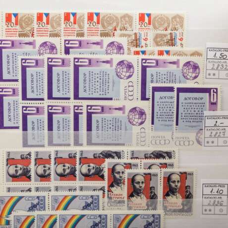 Sowjetunion - Einsteckbuch mit postfrischen Marken, - Foto 2