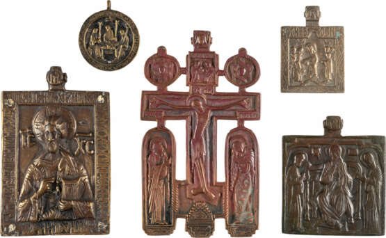 SAMMLUNG VON FÜNF BRONZE-IKONEN: DARSTELLUNGEN CHRISTI SOWIE ALTTESTAMENTLICHE DREIFALTIGKEIT - photo 1