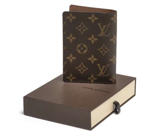 Louis Vuitton - photo 1