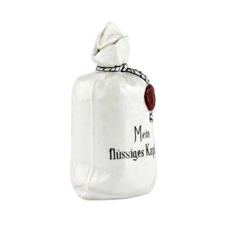 Porcelain bottle Mein fl&uuml;ssiges Kapital in the shape of a canvas money bag. Porcelain Hand Painted Early 20th century - photo 2