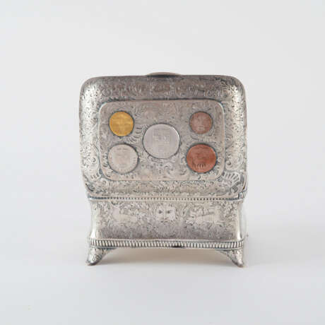 Posen. BEAUTIFUL SILVER CASKET WITH INLAID COINS - photo 6