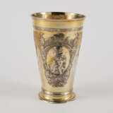 Grigorij Lakomin. VERMEIL SILVER BEAKER WITH FIGURAL DEPICTIONS - photo 2