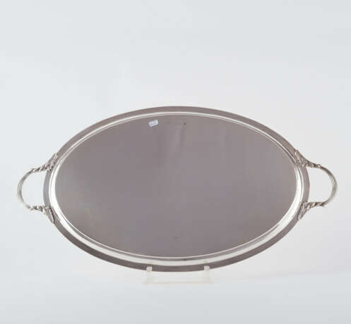 Barker Brothers Silver Ltd. SILVER OVAL TRAY WITH GADROONED RIM - photo 2