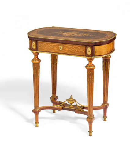 Charles Guillaume Diehl. Kleiner Tisch, sog. Table À Ouvrage mit Musikalien Stil Napoleon III - Foto 1