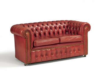 CHESTERFIELD CHILDREN'S LEATHER COUCH