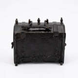 France. SMALL IRON CASSETTE WITH BEJEWELLED LID - photo 3