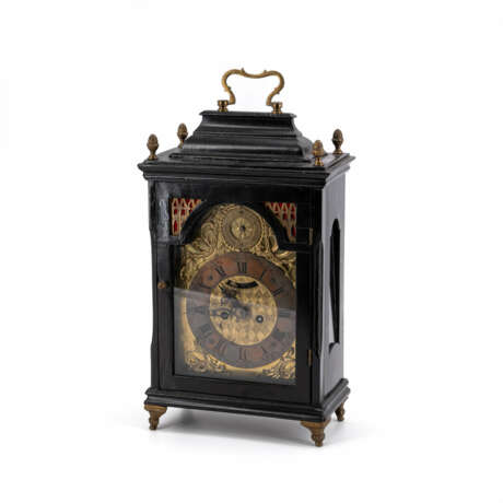 Presumably England. WOODEN TABLE CLOCK - photo 1