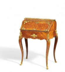 Maison Vervelle. SMALL MULTI MEDIA LADIES'S SECRETARY STYLE LOUIS XV