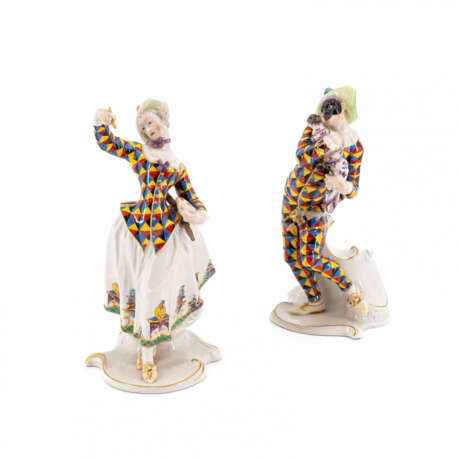 Nymphenburg. PORCELAIN MEZZETINO AND LALAGE FROM THE 'COMMEDIA DELL'ARTE' - фото 1