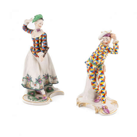 Nymphenburg. PORCELAIN HARLEQUINE AND HARLEQUIN FROM THE 'COMMEDIA DELL'ARTE' - фото 1