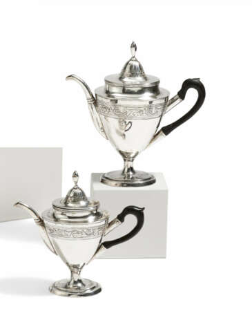 Georg Christoph Neuss. MULTI MEDIA COFFEE POT AND HOT MILK JUG WITH VINE FRIEZE - photo 1