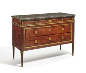 Claude Charles Saunier. MAHOGANY CHEST LOUIS XVI