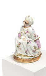 Meissen. RARE PORCELAIN BOX IN THE SHAPE OF A SEATED TURK