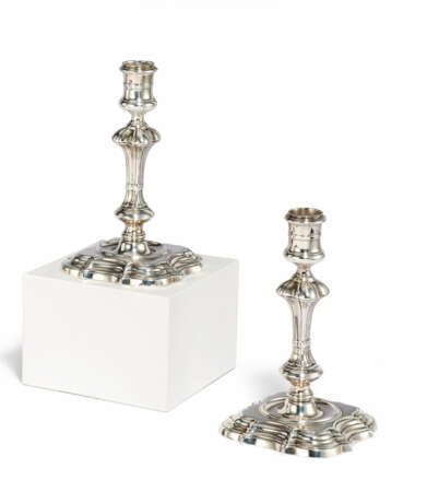 James Gould. PAIR OF GEORGE II SILVER CANDLESTICKS - photo 1