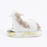 Meissen. PORCELAIN SHEEP LYING DOWN - photo 3