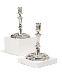 Johann Daniel I Amende. PAIR OF SILVER CANDLESTICKS