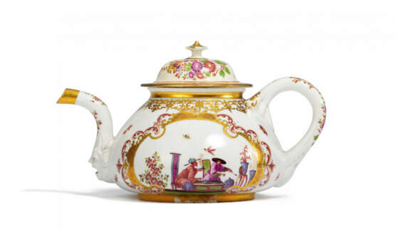 Meissen. RARE PORCELAIN TEAPOT WITH KPM MARK & CHINOISERIES - photo 1