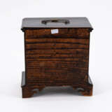 South Germany. SMALL WOODEN CABINET CHEST WITH MOVING SCENES - photo 5