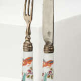 Meissen. PORCELAIN KNIFE AND FORK WITH PORCELAIN HANDLES - фото 1