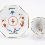 Meissen. OCTOGONAL PORCELAIN CUP AND FITTING SAUCER WITH CONTINUOUS KAKIEMON DECOR - photo 5