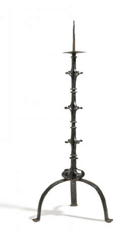 Presumably France. LARGE METALSTANDING CHANDELIER - photo 1