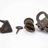 Germany. SET OF TWO IRON AND ONE BRONZE PADLOCK - photo 2