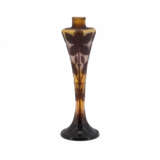 Emile Gallé. LARGE GLASS VASE WITH IRIS FLOWER DECOR - фото 1