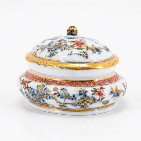 Meissen. PORCELAIN SUGAR BOWL WITH OVER-DECORATED BIRD AND ROCK DECOR - photo 2