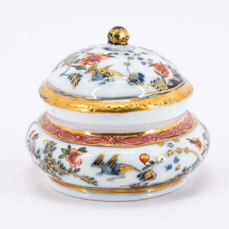 Meissen. PORCELAIN SUGAR BOWL WITH OVER-DECORATED BIRD AND ROCK DECOR - photo 3