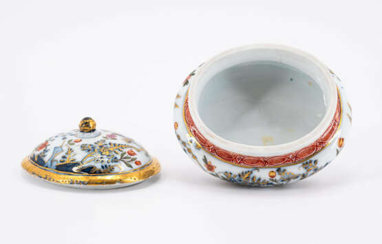 Meissen. PORCELAIN SUGAR BOWL WITH OVER-DECORATED BIRD AND ROCK DECOR - photo 6