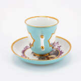 Meissen. PORCELAIN BEAKER WITH DOUBLE HANDLES AND SAUCER WITH TURQUOISE GROUND AND LANDSCAPE CARTOUCHES - photo 4