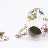 Meissen. PORCELAIN PLANTER AND SMALL JUG WITH WOODCUT FLOWERS - photo 5