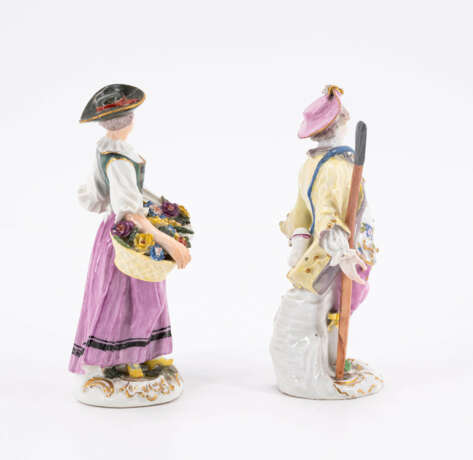 Meissen. PORCELAIN FIGURINE OF A COUPLE OF GARDENER AND SHEPHERD - photo 4