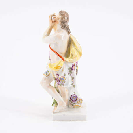 Meissen. SMALL FIGURINE OF A FLUTE PLAYER - photo 2