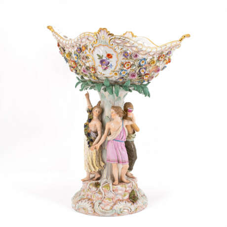 Meissen. PORCELAIN CENTREPIECE WITH BACCHANTES - photo 1