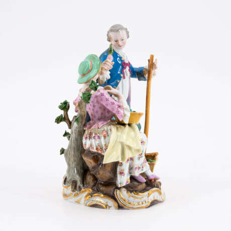 Meissen. PORCELAIN FIGURINES OF A GARDENER COUPLE WITH TURNIPS - фото 4