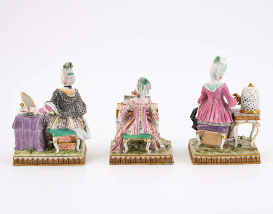 Meissen. PORCELAIN FIGURINES OF FIVE SEATED LADIES AT TABLES AS ALLEGORIES OF THE FIVE SENSES - photo 3