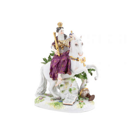 Meissen. PORCELAIN FIGURINE OF EUROPA ON HORSEBACK - photo 1