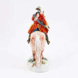 Meissen. PORCELAIN ENSEMBLE OF KING AUGUST III OF POLAND ON HORSEBACK - photo 3