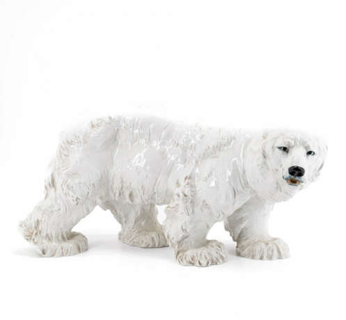 Meissen. LARGE PORCELAIN ICE BEAR STRIDING - фото 1