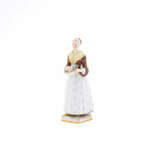 Meissen. SMALL PORCELAIN FIGURINE OF THE "SCHOKOLADENMÄDCHEN" ("CHOCOLATE GIRL") - фото 1