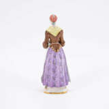 Meissen. SMALL PORCELAIN FIGURINE OF THE "SCHOKOLADENMÄDCHEN" ("CHOCOLATE GIRL") - фото 3