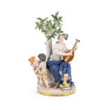 Meissen. PORCELAIN LUTE PLAYER AT A TREE AS ALLEGORY OF THE MUSIC - photo 1