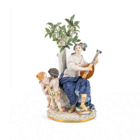 Meissen. PORCELAIN LUTE PLAYER AT A TREE AS ALLEGORY OF THE MUSIC - фото 1