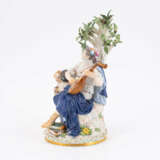 Meissen. PORCELAIN LUTE PLAYER AT A TREE AS ALLEGORY OF THE MUSIC - photo 2