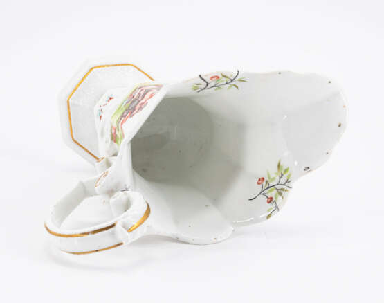 Meissen. PORCELAIN HELMET JUG WITH BACCHANAL SCENES - photo 5