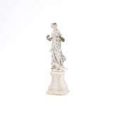 Nymphenburg. PORCELAIN ALLEGORY OF THE SPRING - photo 1