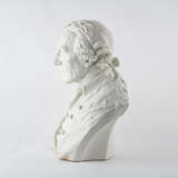 KPM. LARGE PORCELAIN BUST OF FREDERICK II OF PRUSSIA - photo 2